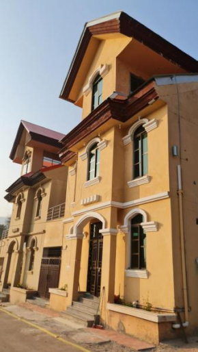 Patriata Luxury Suits